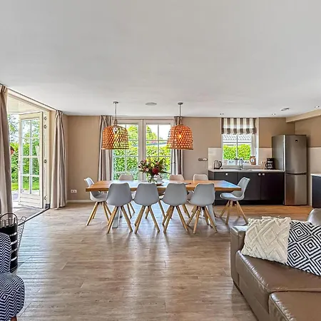 5 Bedroom Front In Ferienhaus Noordwijk