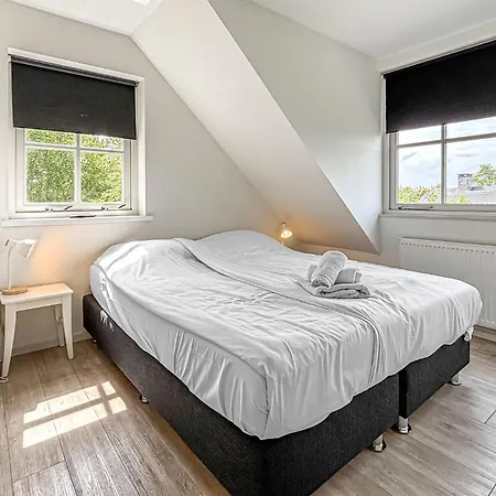 5 Bedroom Front In
